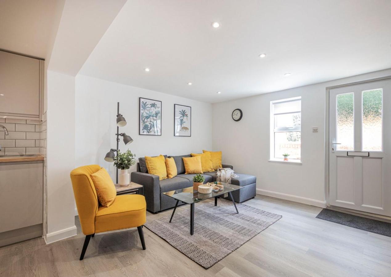 The White House Flat By Select Sa Reading Exterior foto