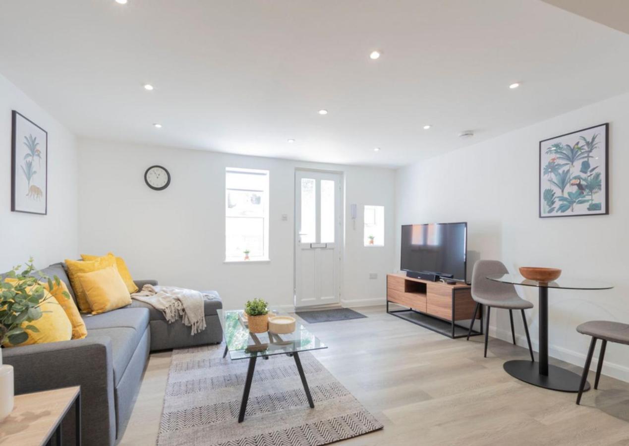 The White House Flat By Select Sa Reading Exterior foto